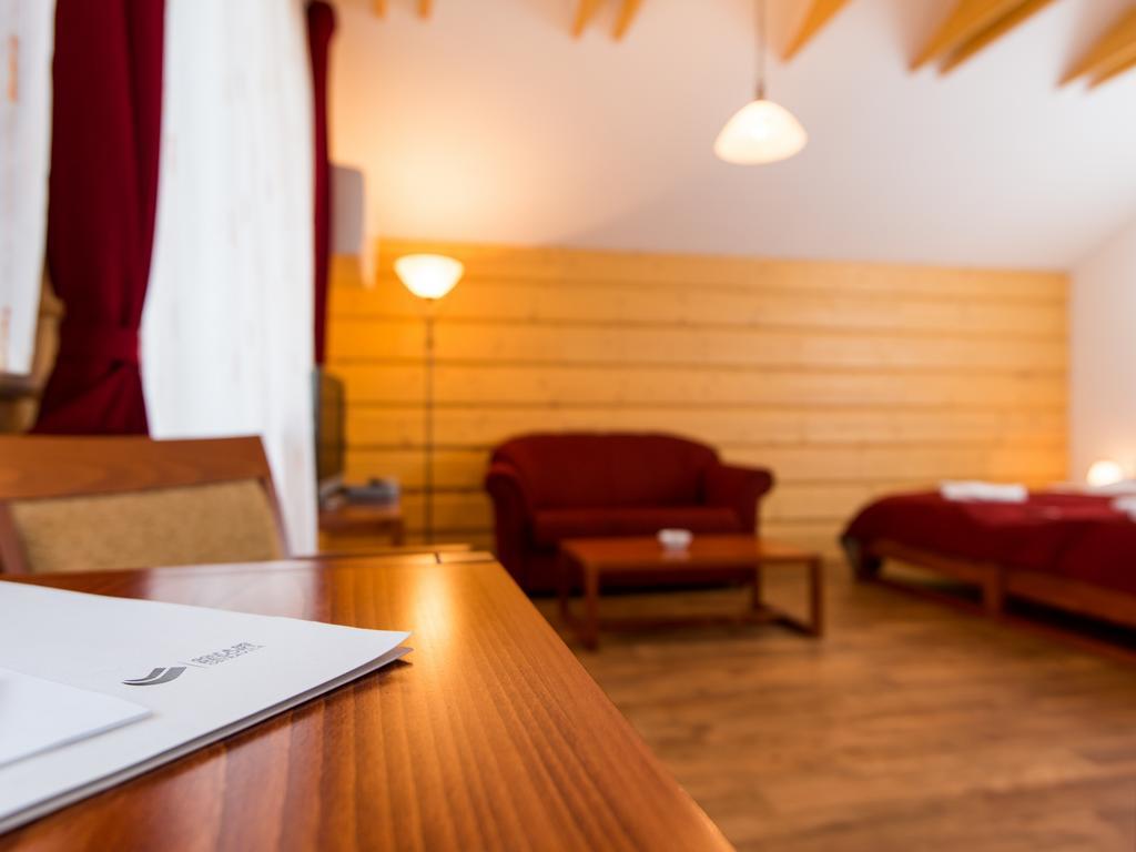 Green Inn Hotel Остравице Екстериор снимка