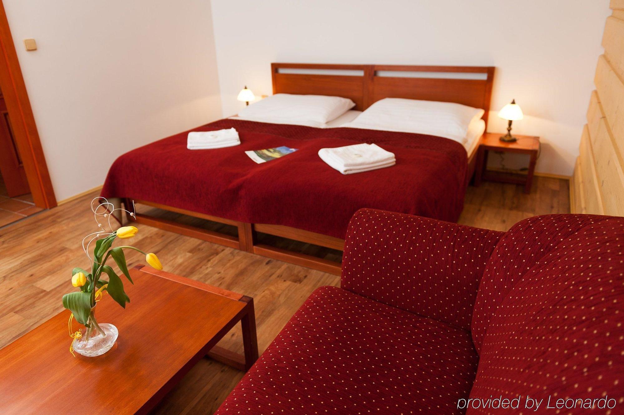 Green Inn Hotel Остравице Стая снимка