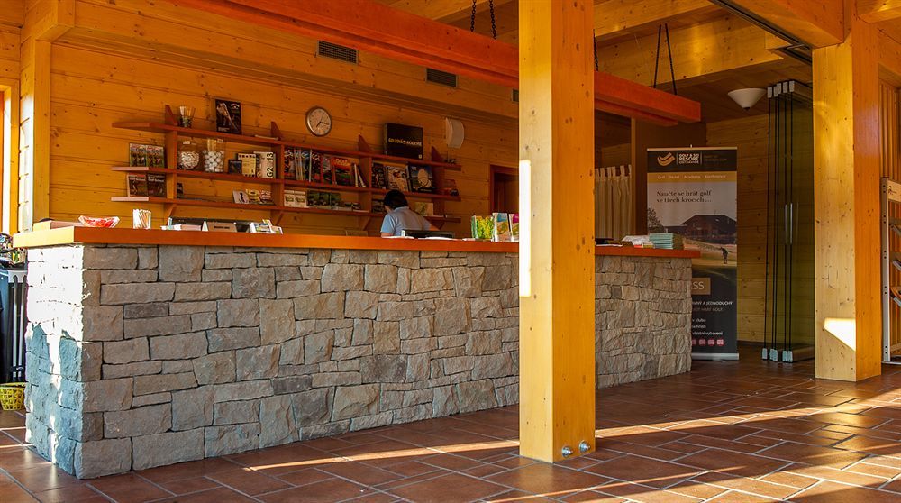 Green Inn Hotel Остравице Екстериор снимка