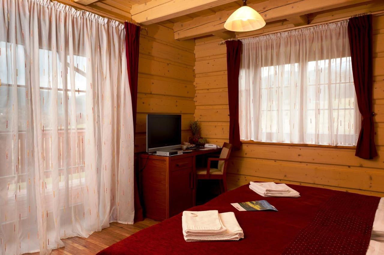 Green Inn Hotel Остравице Екстериор снимка